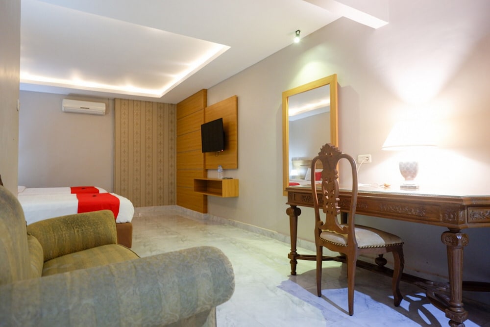 RedDoorz Plus @ Hotel Srikandi Kendari 32/50