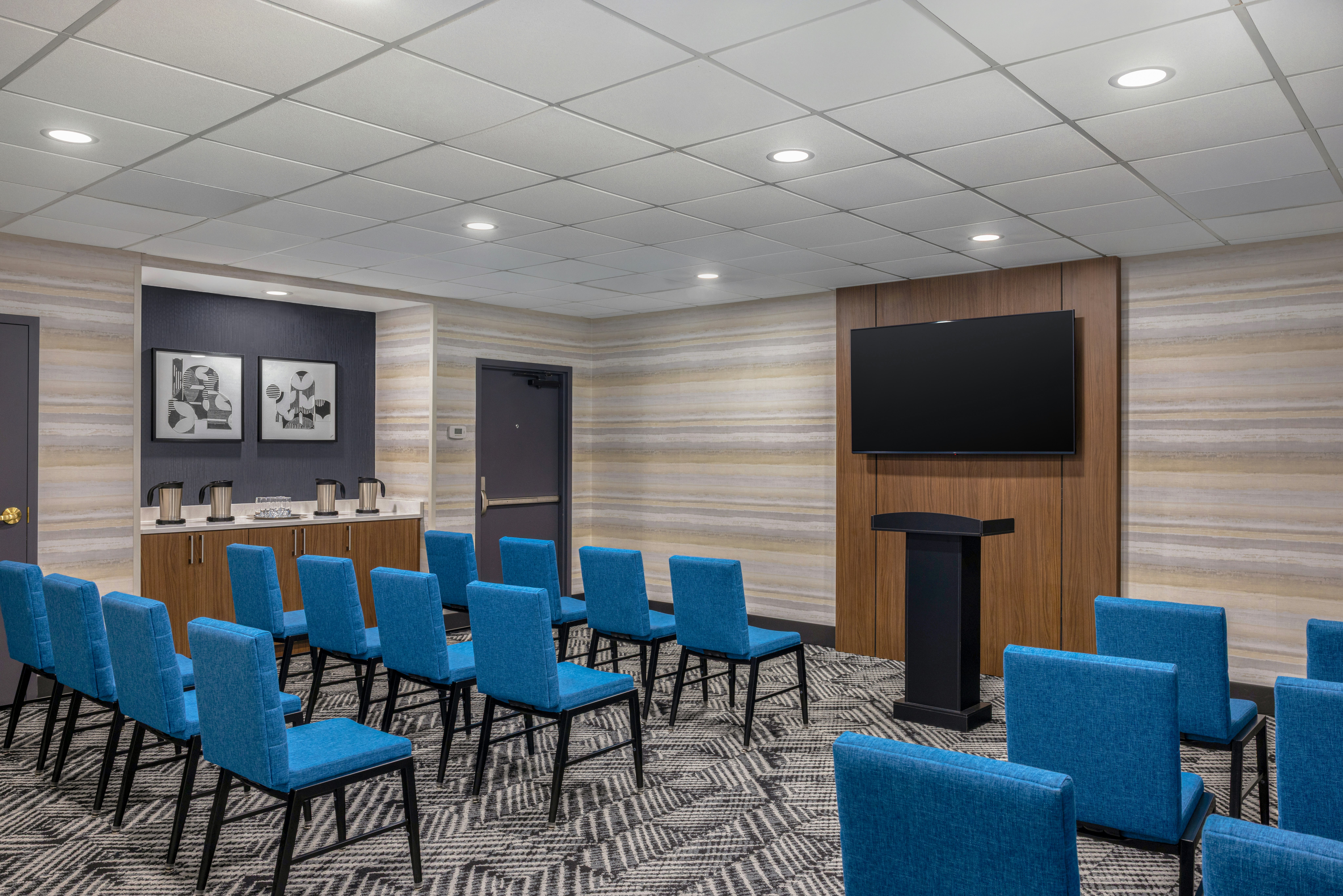 Hampton Inn And Suites By Hilton Windsor 38/44