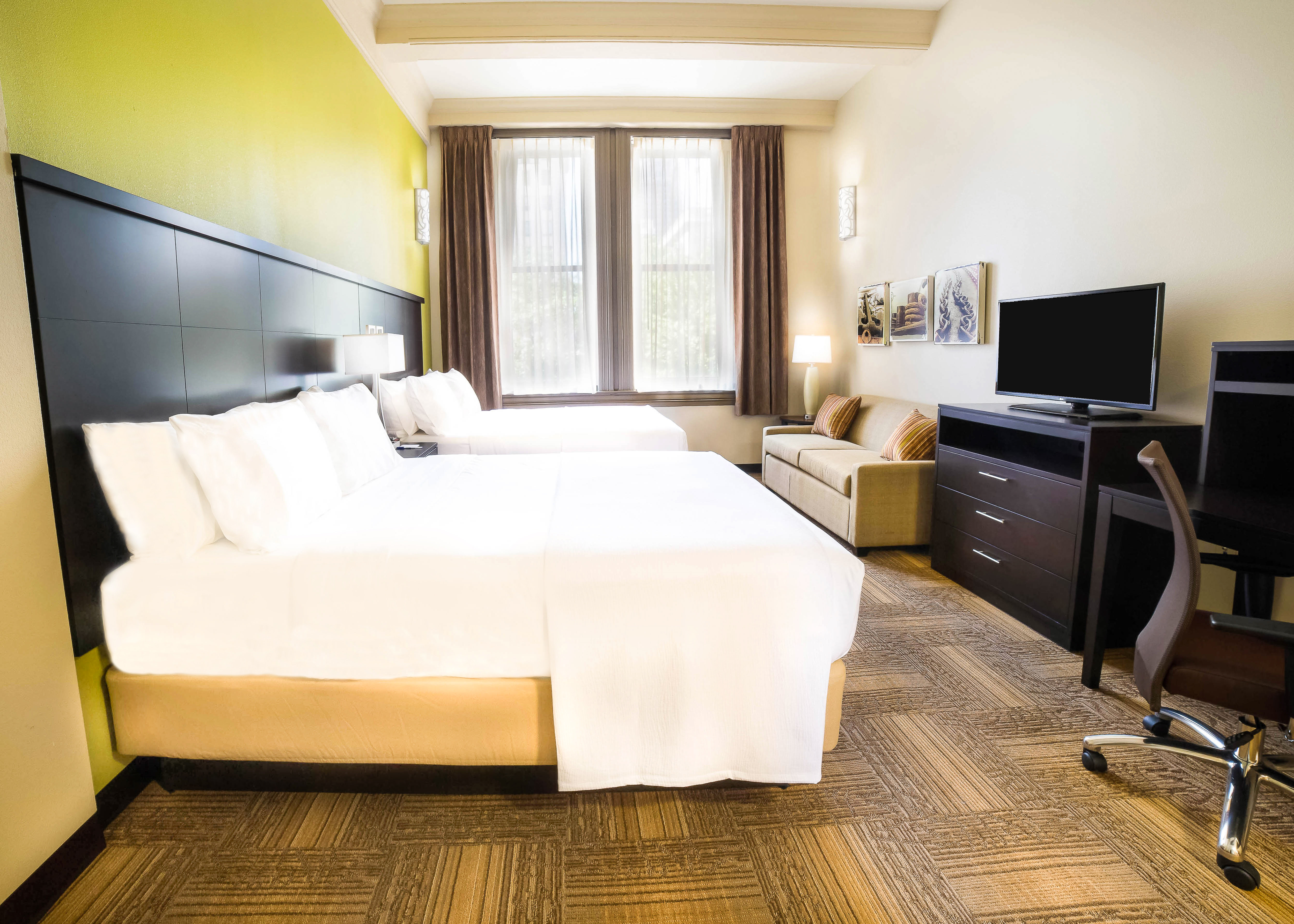 Staybridge Suites BALTIMORE INNER HARBOR 35/80