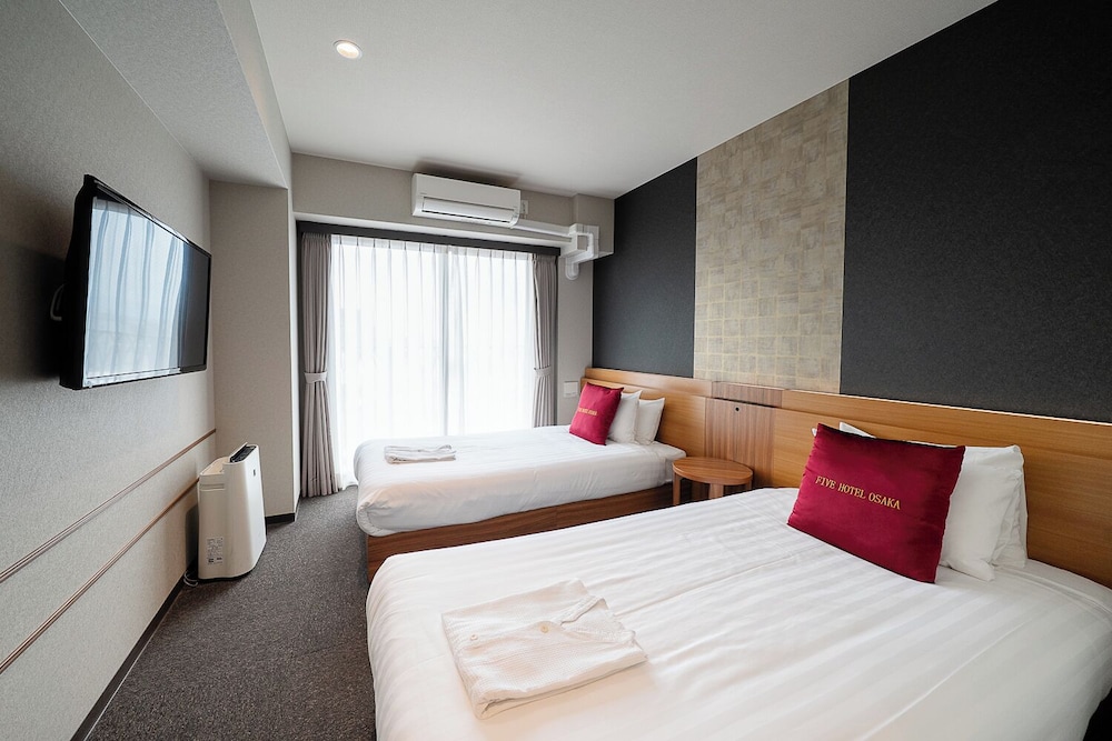 Standard, Twin Beds