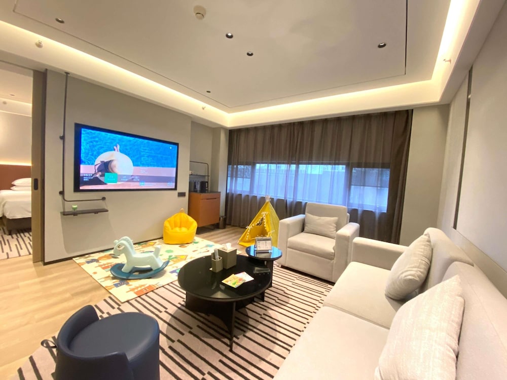 Novotel Nantong Center 25/50