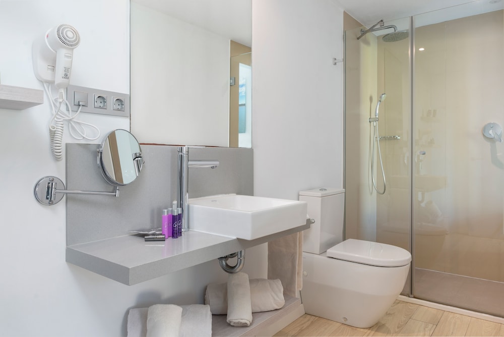 Llaut Boutique Hotel 47/50
