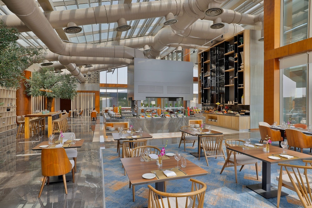 Jeddah Marriott Hotel Madinah Road 58/70