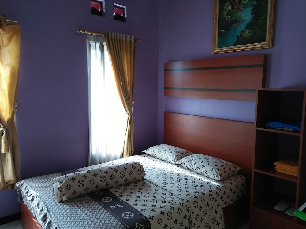 Hotel Ramayana Garut 21/50
