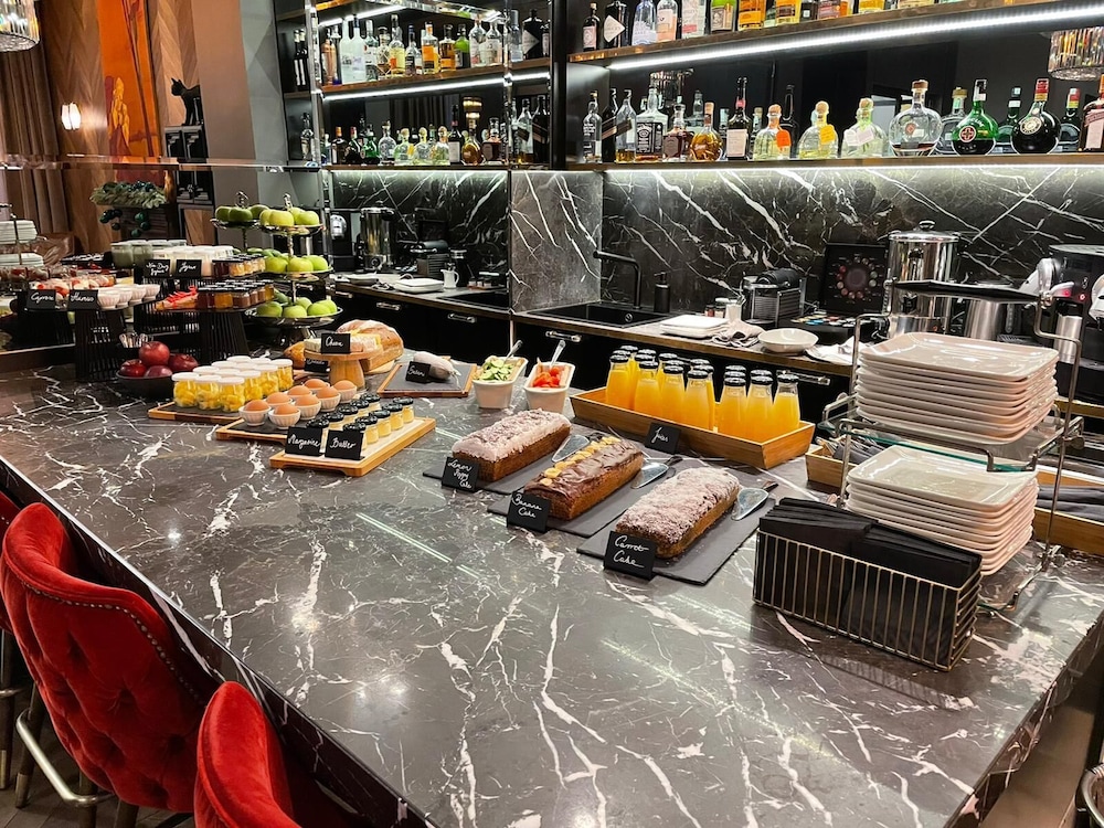 Hotel Collect 24/44