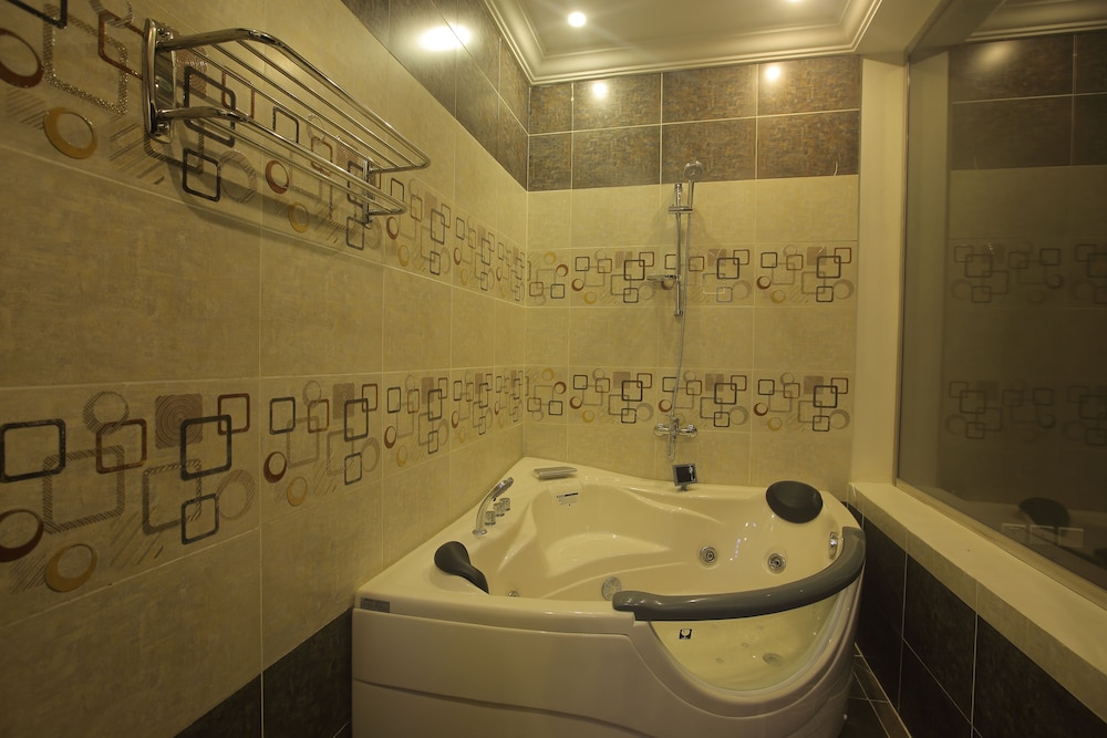 سيتي سنتر بلازا للشقق الفندقية(City Center Plaza Aparthotel) 41/42