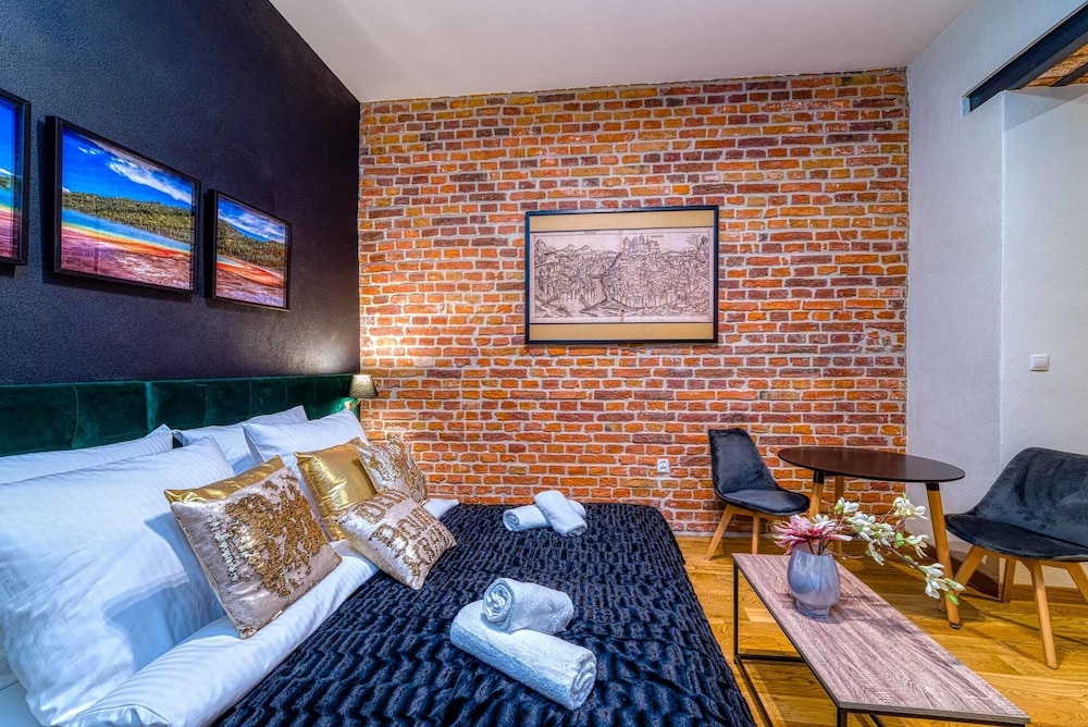 Aparthotel Delta Boutique 49/50
