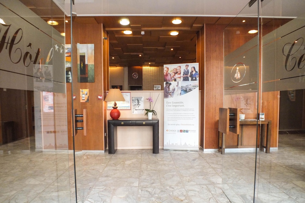 lobby