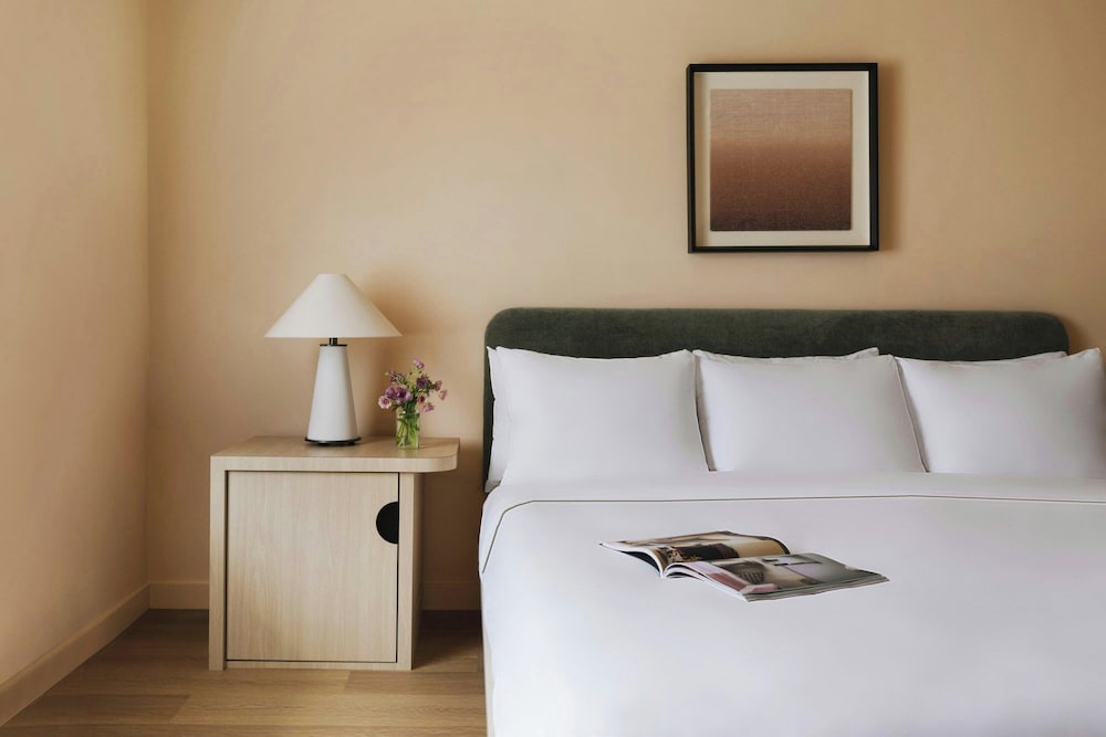 City Center Hotel Long Beach, Sonder by Marriott Bonvoy 14/53