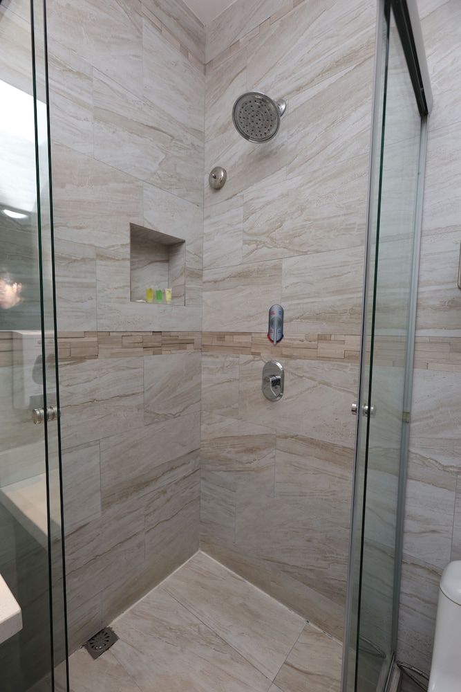 Hotel Cultura Plaza 24/50