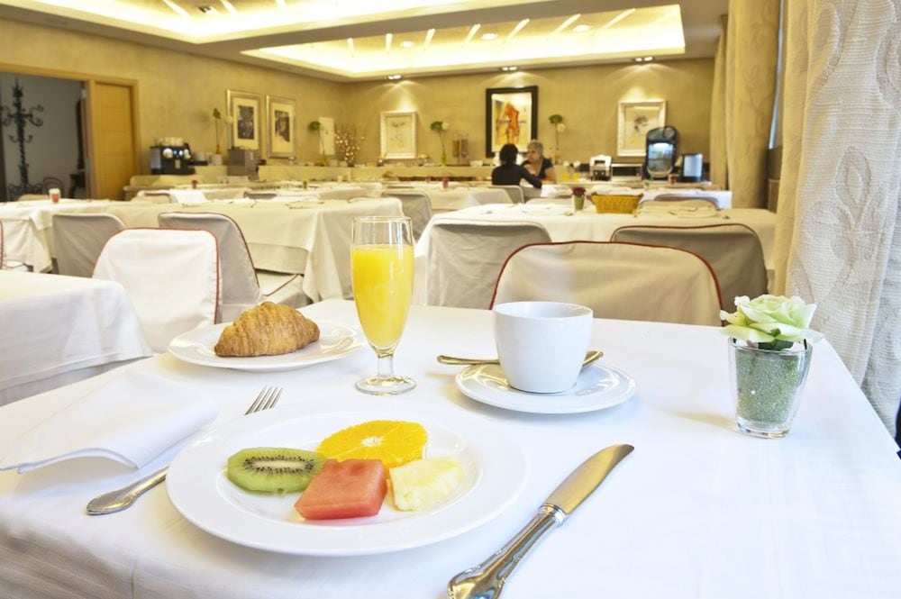 Duran Hotel And Restaurant 33/50