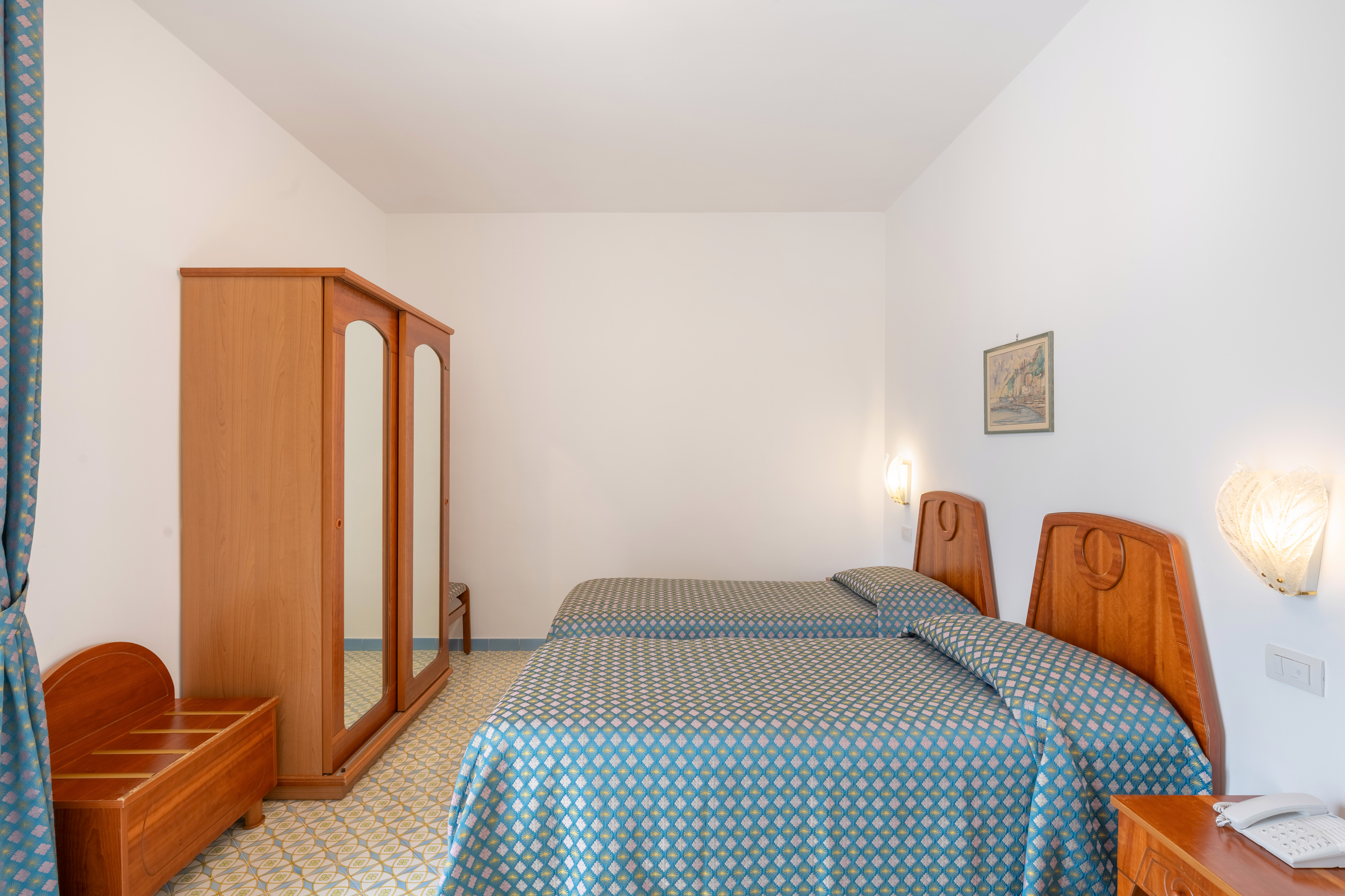 Economy, Double Bed