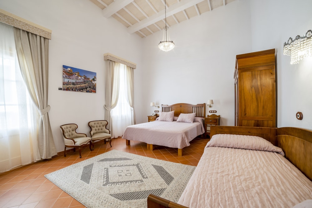 Seranova Luxury Hotel - Adults Only 10/50