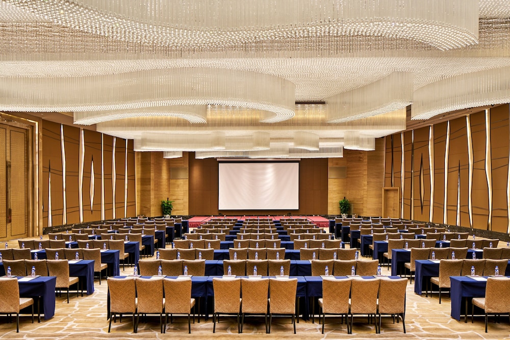 Crowne Plaza Tianjin Meijiangnan 39/49