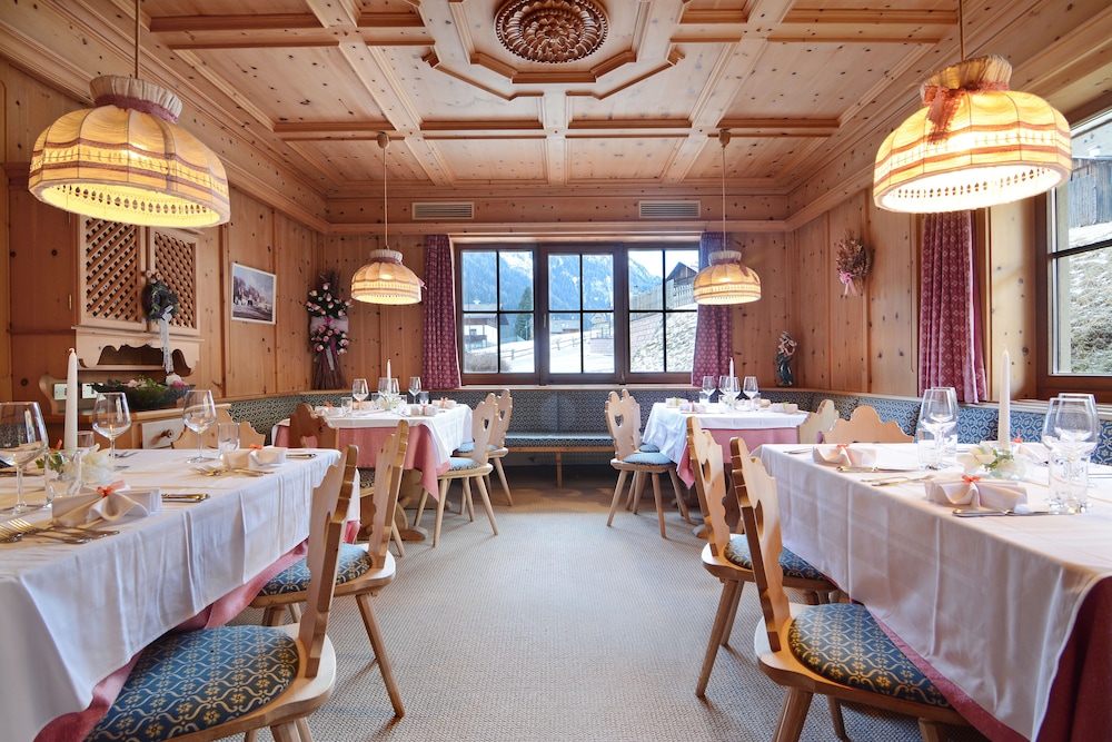 Dolomites Inn 32/42