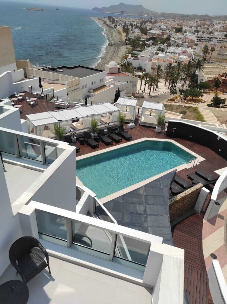 Ch Cabo de Gato Ex Valhalla Hotel and Spa 27/42