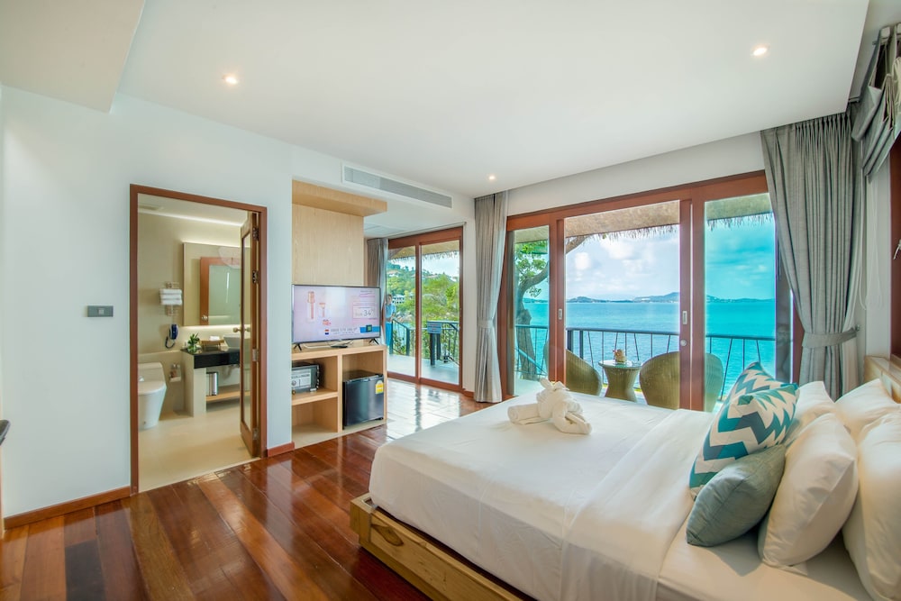 Coral Cliff Beach Resort 22/70
