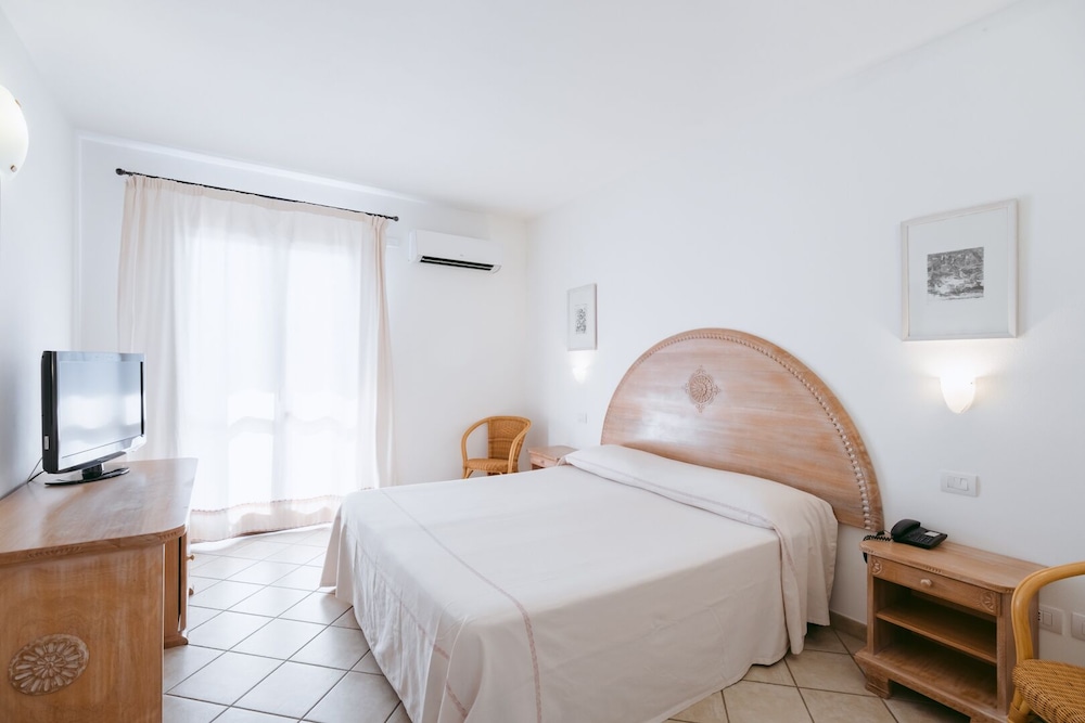 غرفة قياسية بسرير مزدوج، Hotel Angedras 2/9