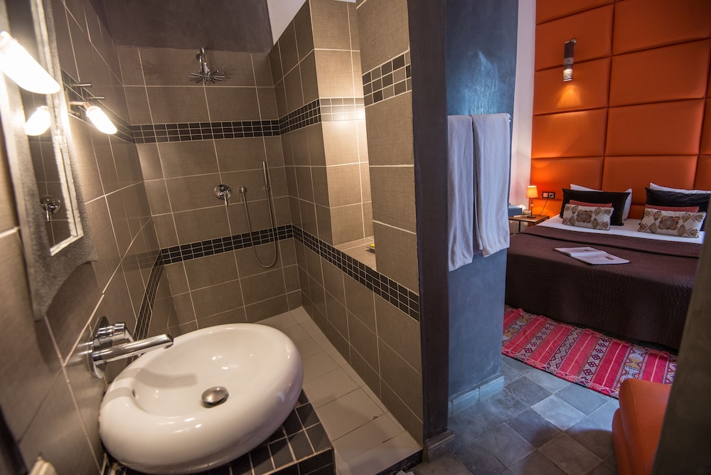 Riad Villa Wengé 46/50