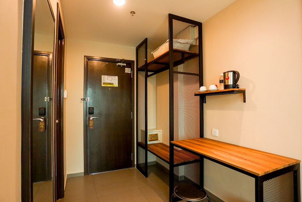 Marvelux Hotel 44/44