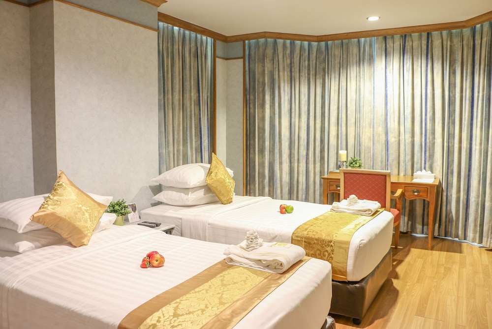 Siam Mandarina Hotel Formerly Grand Inn Come Hotel Suvarnabhumi Airport 38/74
