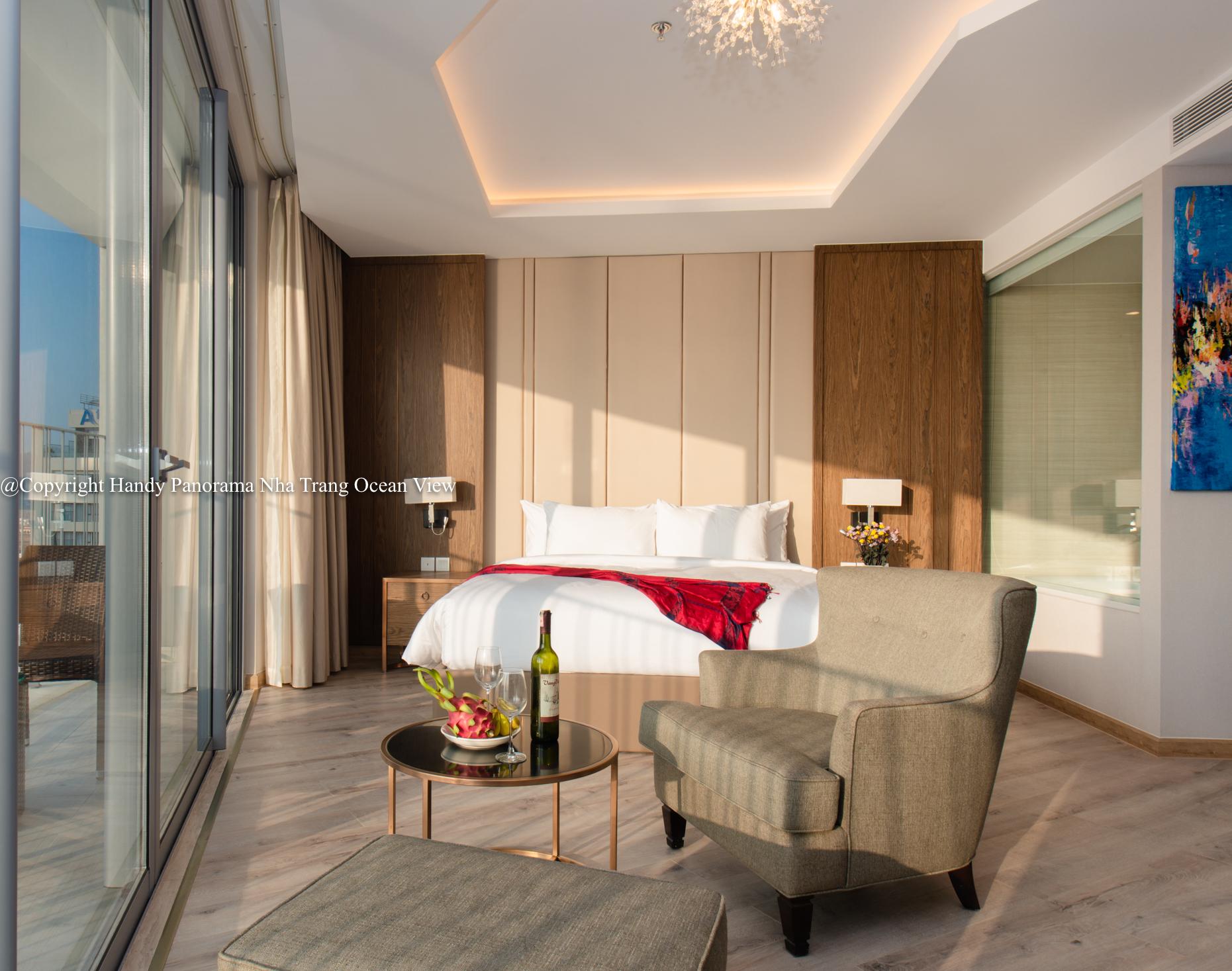 Executive, Suite, Beach Front