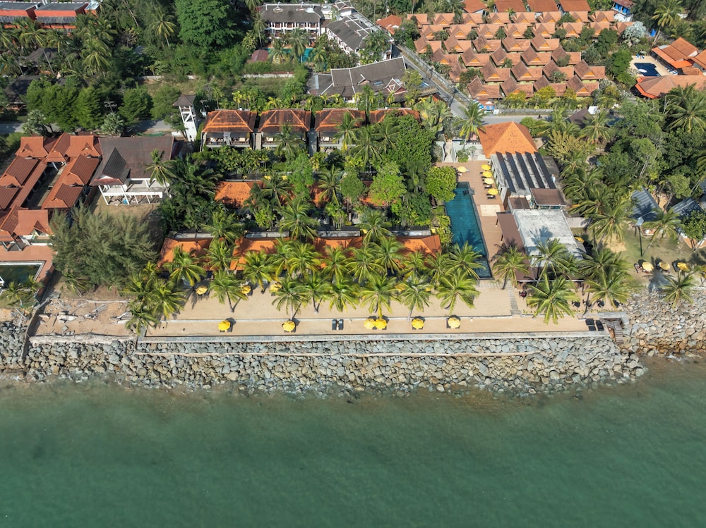 Chongfah Beach Resort Khao Lak 55/62