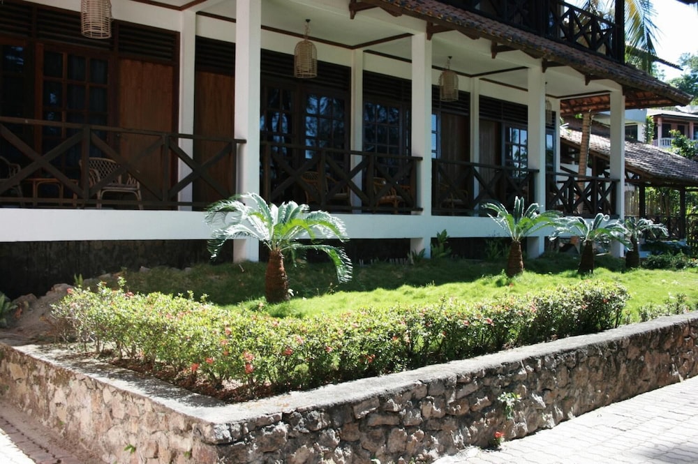 Pandu Lakeside Hotel Tuktuk 48/51