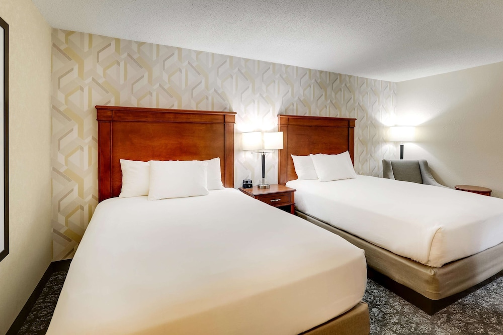 Drury Inn & Suites Marion 7/50
