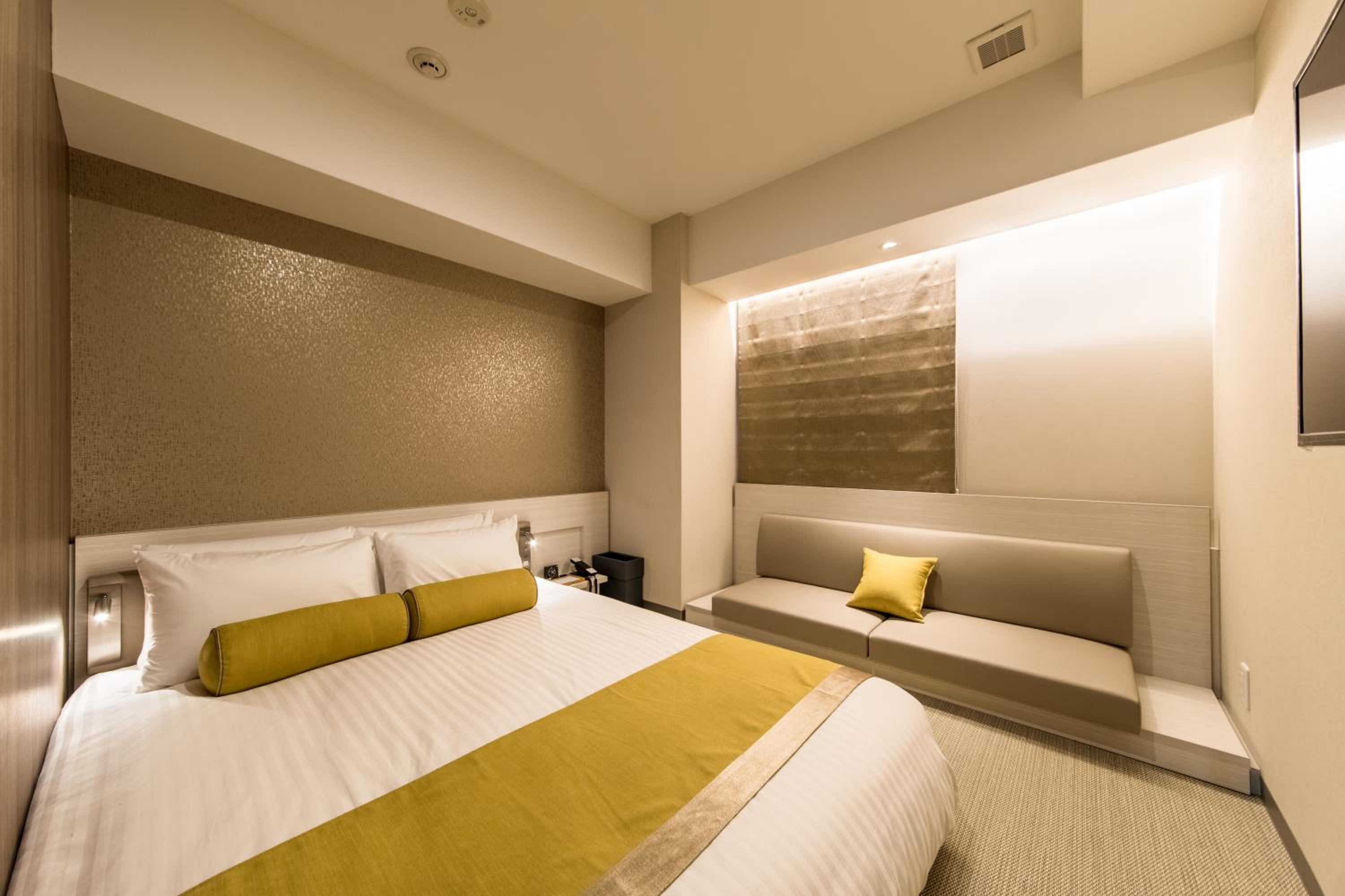 Japanese, Double Bed, Electronic Cigarette Only