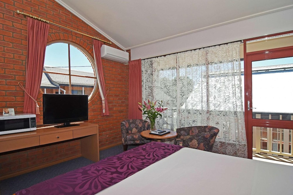 Main Lead Ballarat Motel 33/46