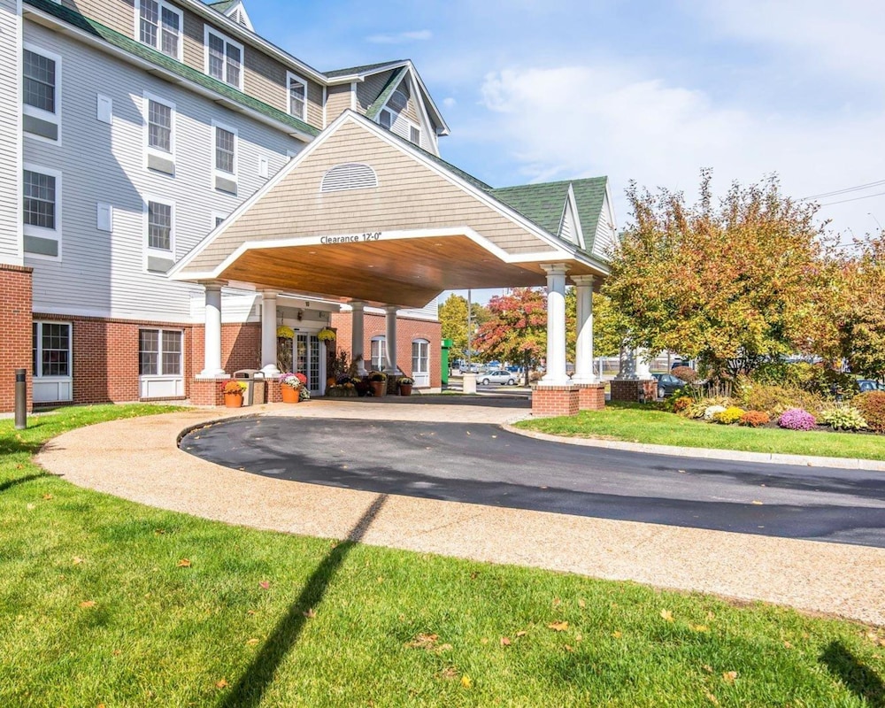 Comfort Inn and Suites Dover-Portsmouth 1/46