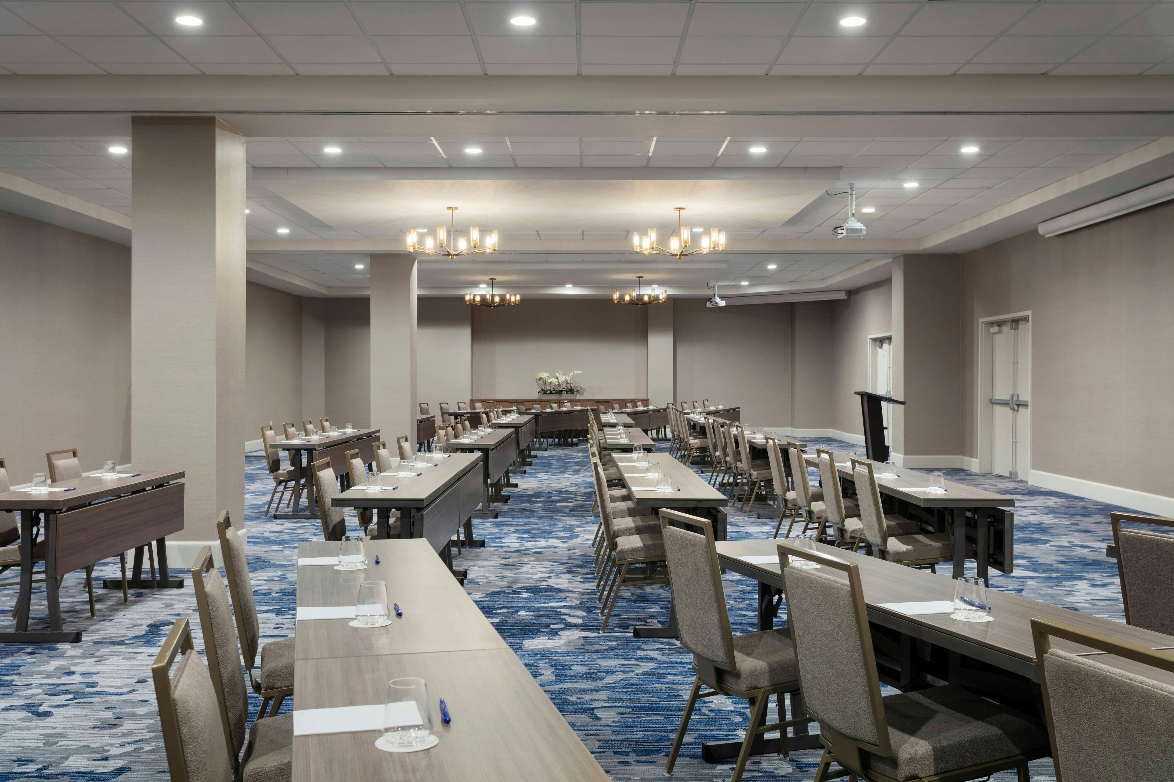 Delta Suites by Marriott Virginia Beach Waterfront 39/46