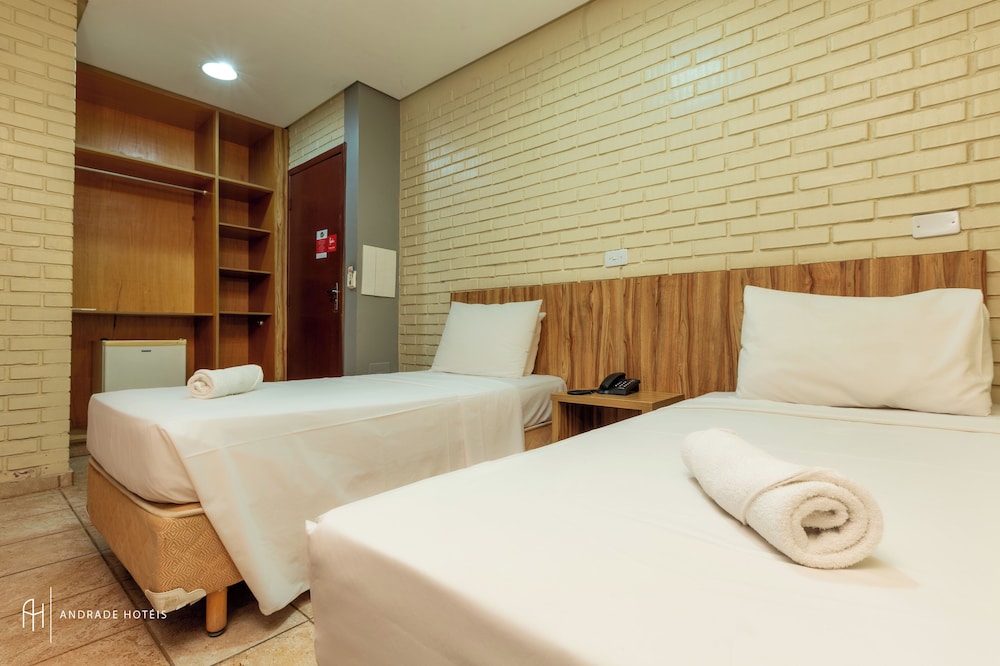 STANDARD, TRIPLE, 3 BEDS