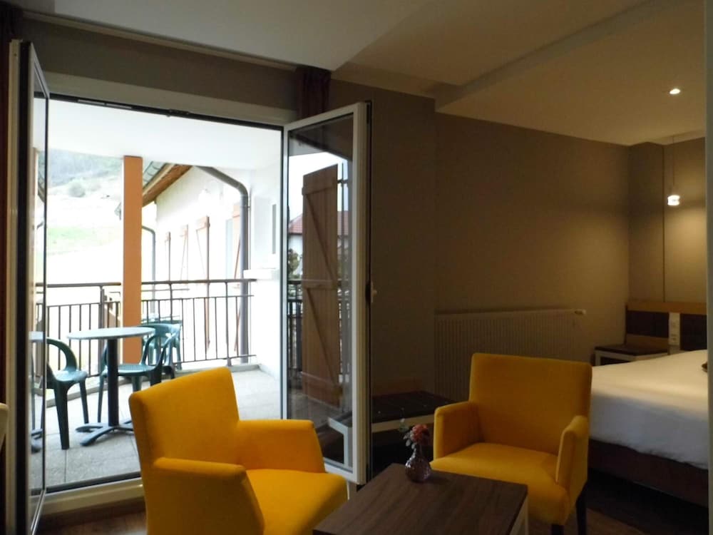 Hotel Les Bergeronnettes 37/60