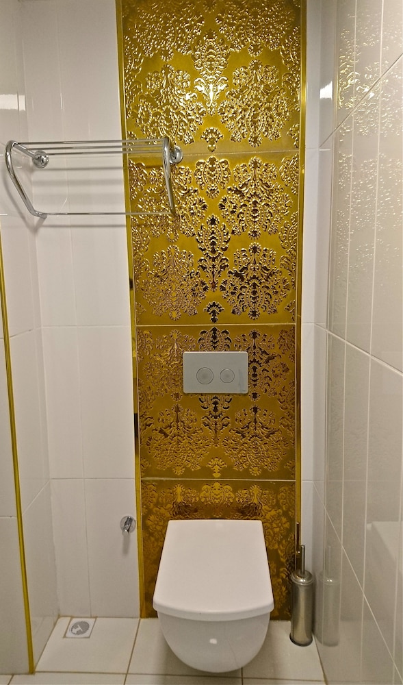 Nur Hotel 27/33