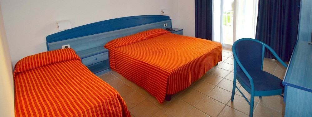 NICOTERA BEACH VILLAGE 24/66