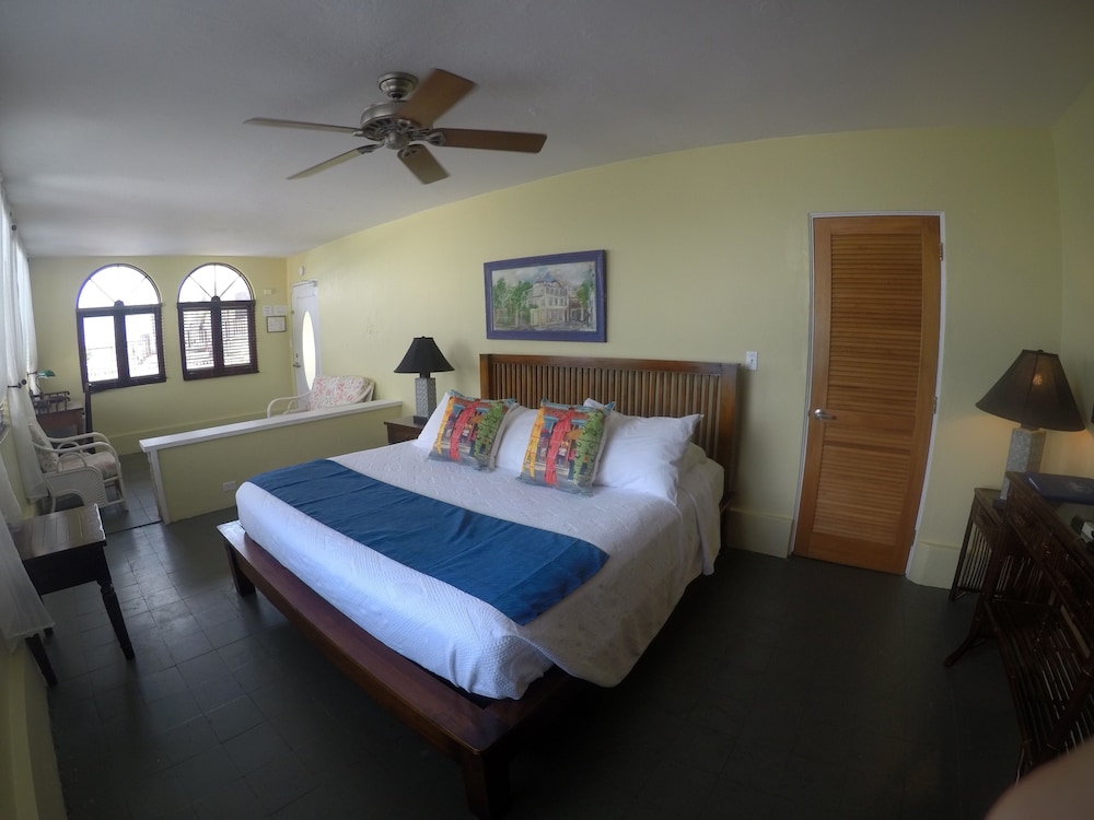 Club Comanche Hotel St Croix 13/58