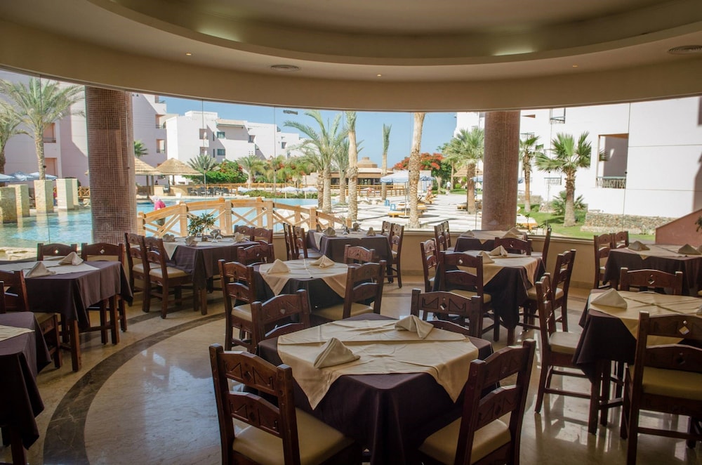 Eagles Downtown Zahabia Resort & Aqua Park 66/73