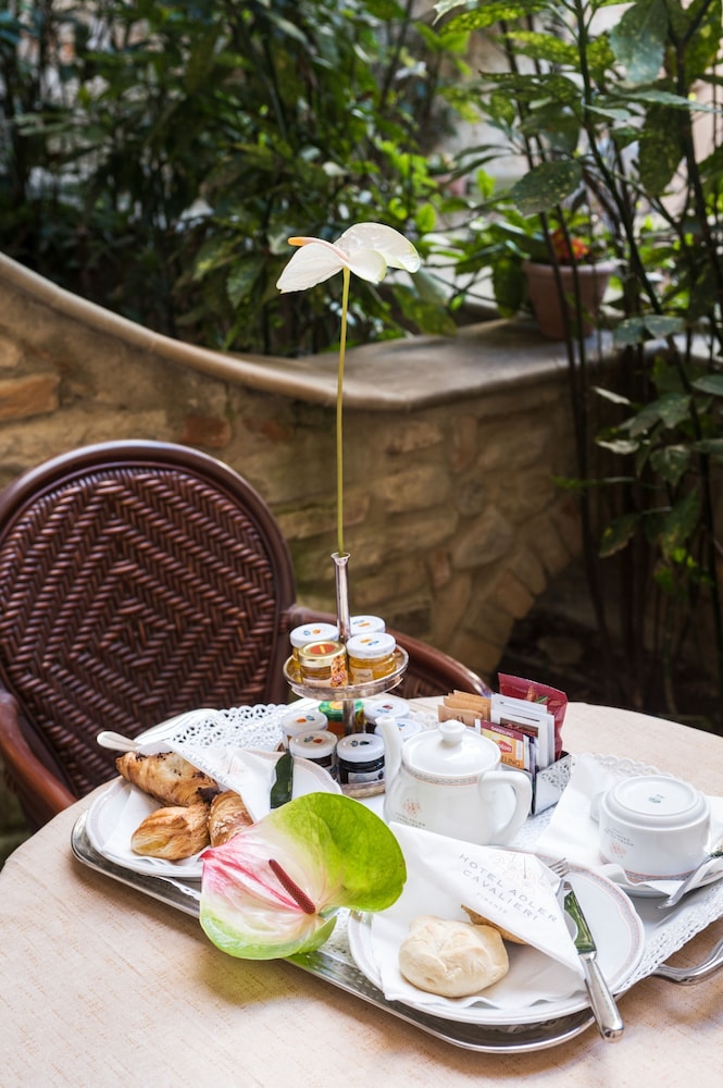 Hotel Adler Cavalieri 48/64