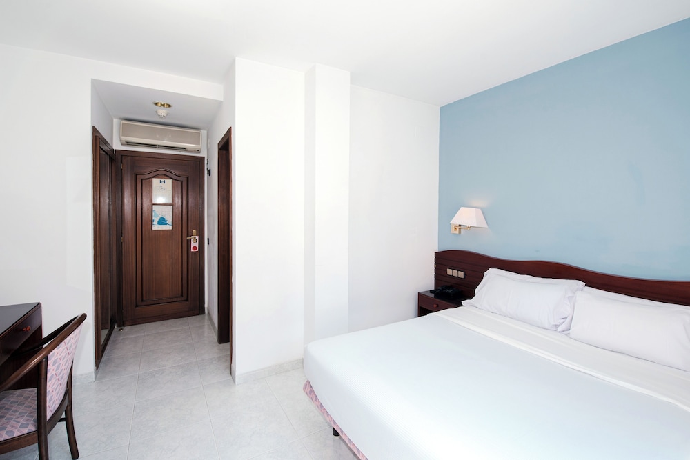 Hotel Placa 4/45