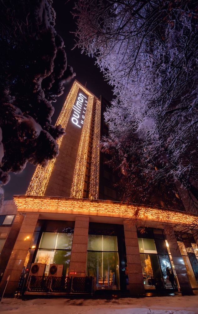 Pullman Bucharest World Trade Center Hotel in BUCHAREST