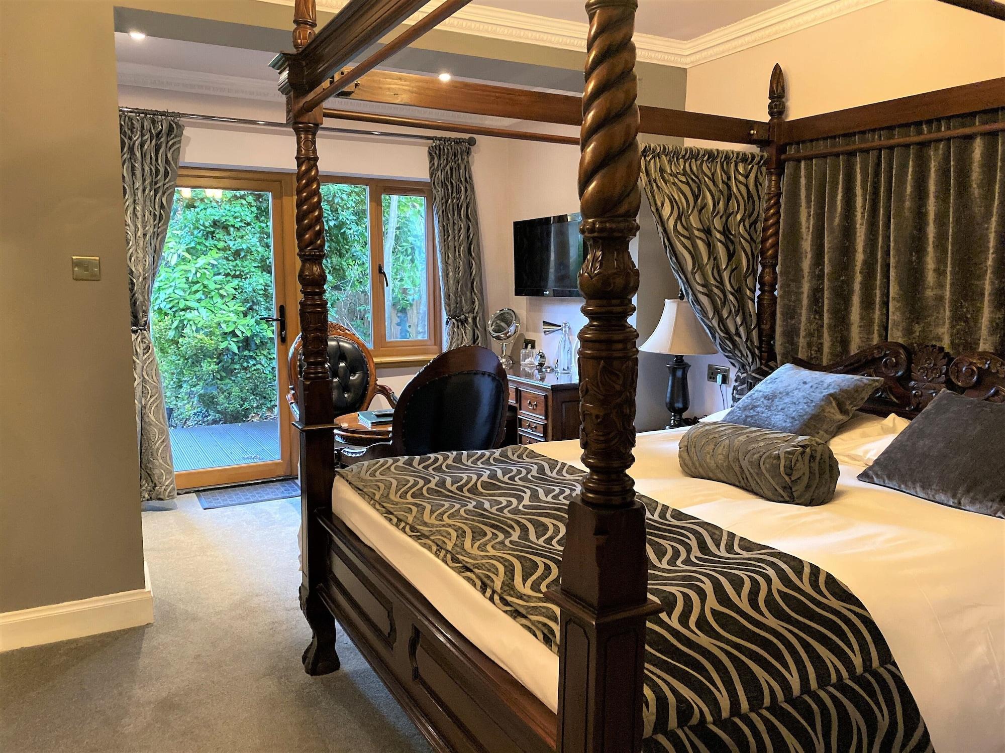Four Poster, Deluxe, Double Bed, Garden View, Terrace