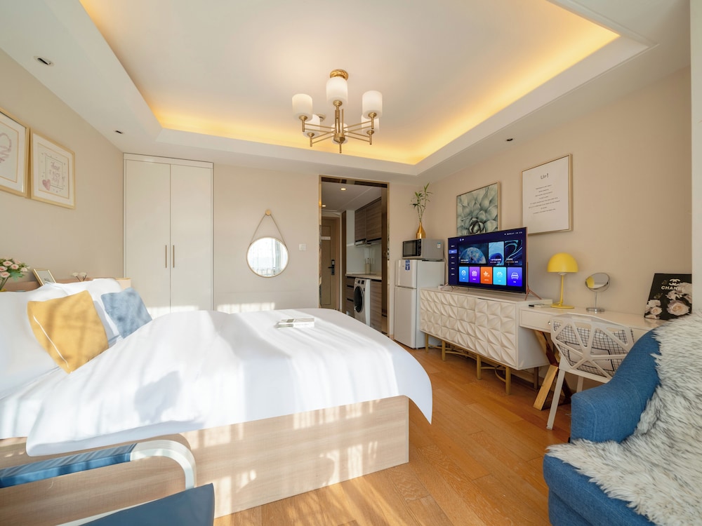 Comfort, Triple, Double Bed, Sofa, Shanghai Jubelle Boutique Apartment 8/10