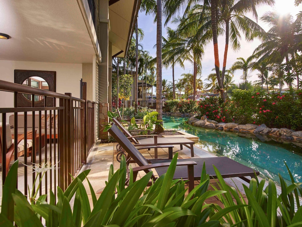 Pullman Port Douglas Sea Temple Resort and Spa 8/76