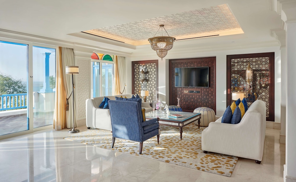 Hilton Salwa Beach Resort & Villas 39/82