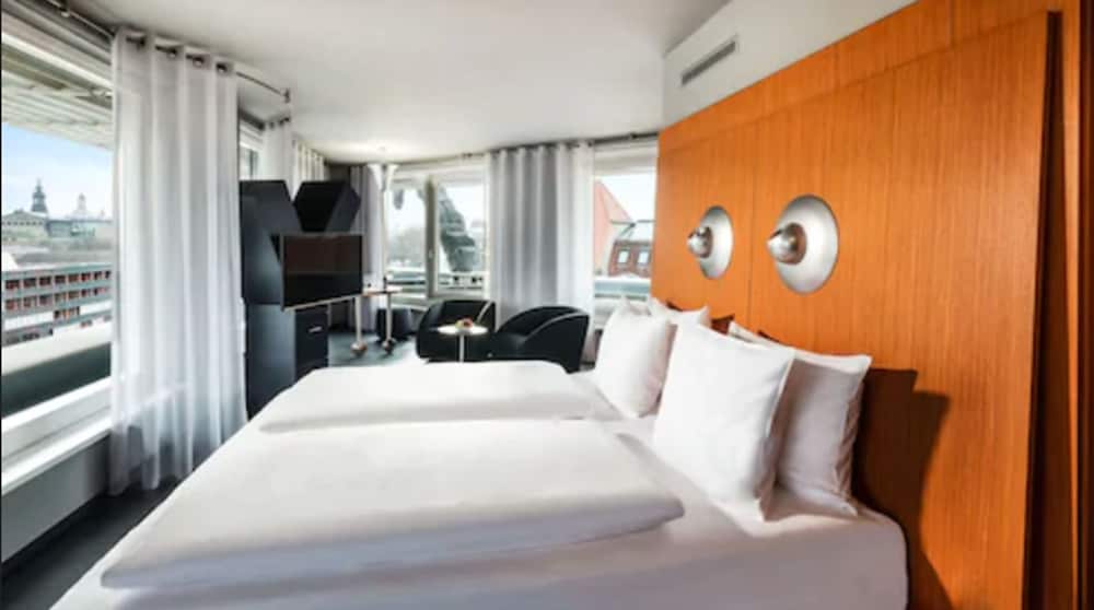 Penck Hotel Dresden 6/32