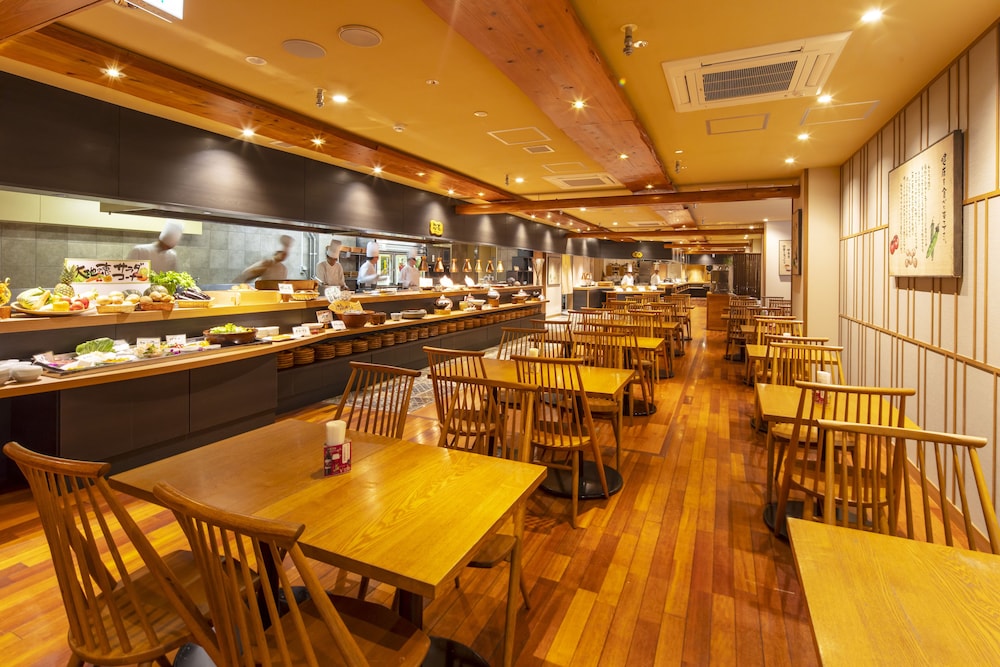 restaurant cafeteria