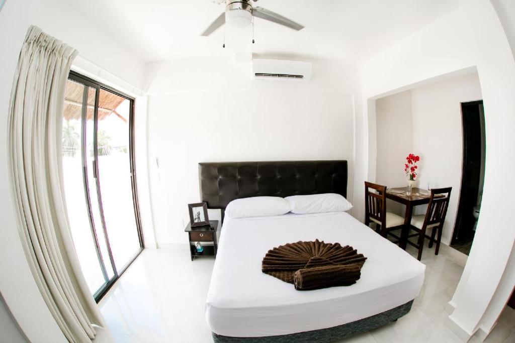 Maui Suites by GuruHotel 14/50