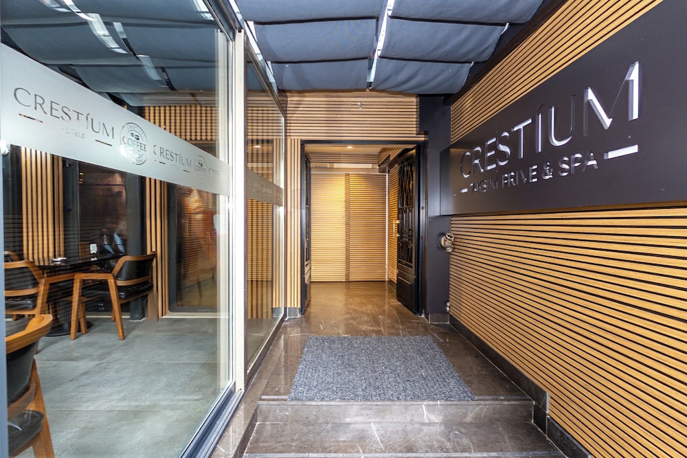 Crestium Taksim Prive & Spa in ISTANBUL